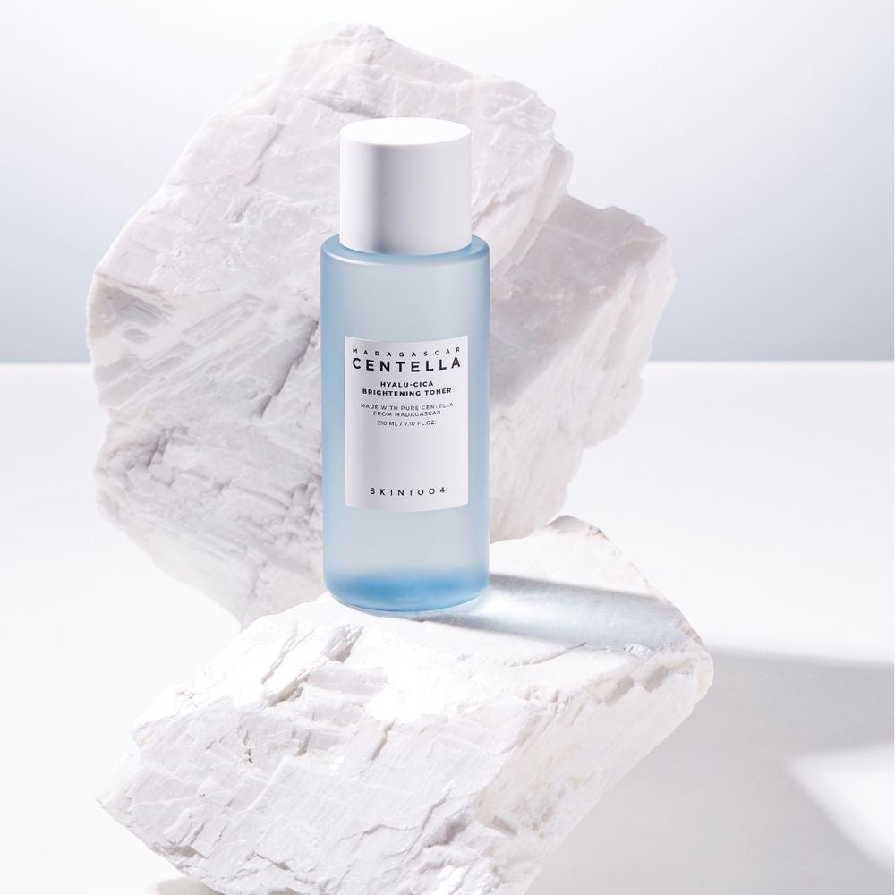 SKIN1004 - Hyalu-Cica Brightening Toner 210ml
